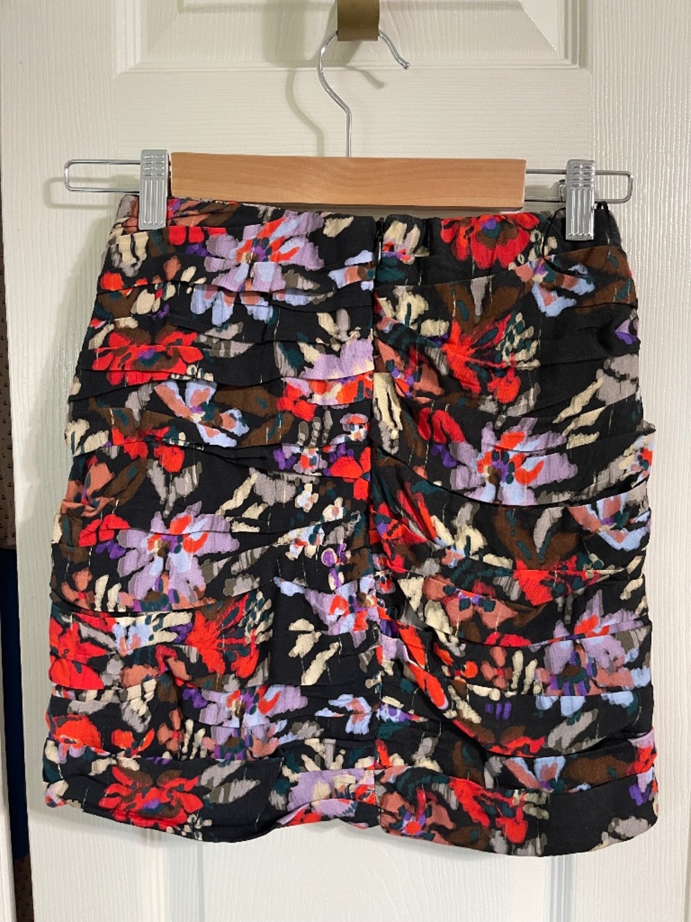 Zara floral skirt size xs